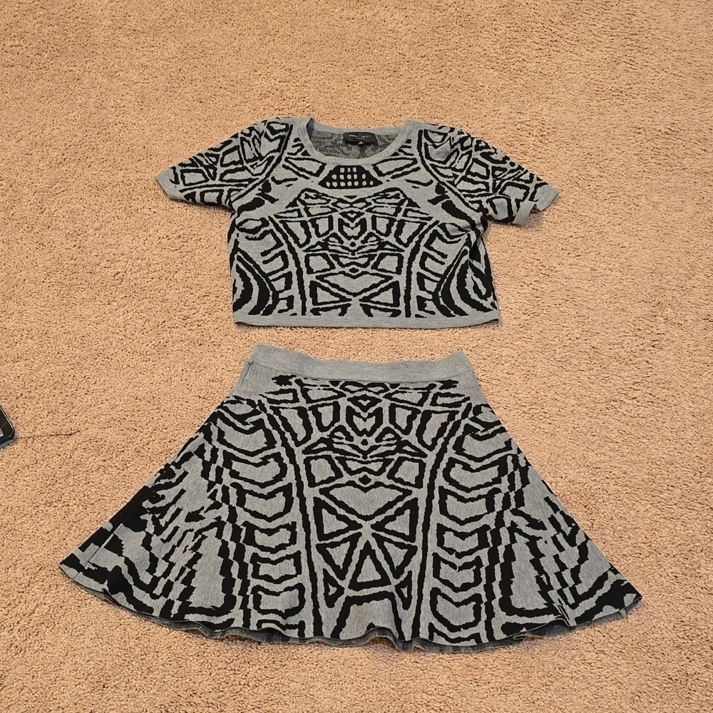 Romeo + Juliet couture set. Size M